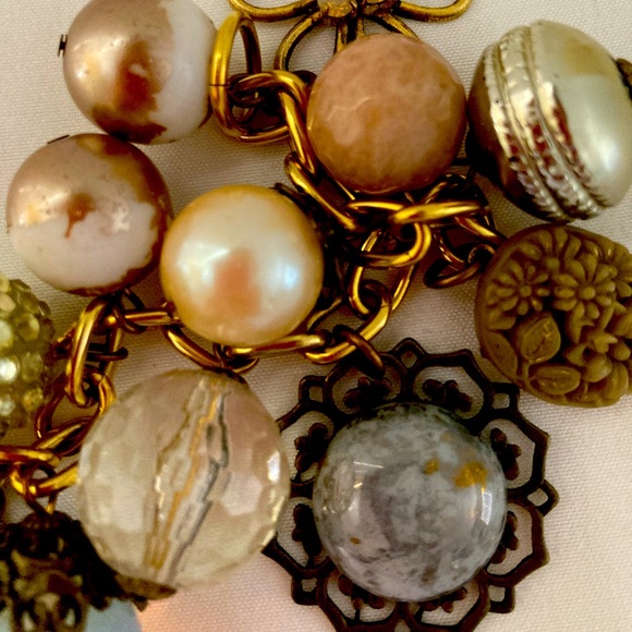 Vintage Lenora Dame Charm Bracelet - Gold Tone With Tone Charms - Picture 10 of 14